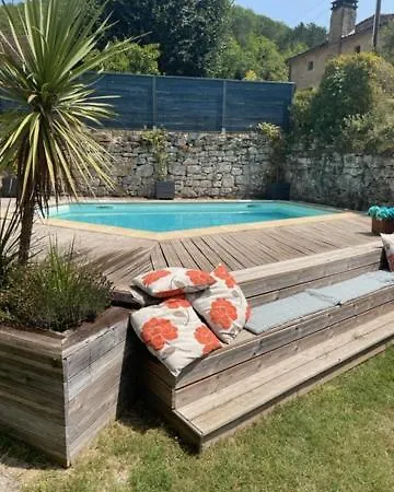 Villa Les Paroules - Luxury Dordogne - Farmhouses. *